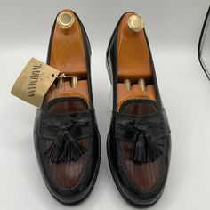 Leather Slip-On Made In Italy ! Black And Brown Tasseled Classic ..! Very Upscale Appearance Elegant Brown Loafers With Tassels, Elegant Fringe Tassel Loafers For Formal Occasions, Elegant Formal Tassel Loafers With Fringe, Leather Slip Ons, Slip Ons, Loafer Shoes, Black And Brown, Men's Shoes, In Italy