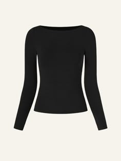 Black Boat Neck Sweater, Black Boatneck Top, Essential Clothing Pieces Woman, Essential Clothing Pieces, Luxury Stuff, Exchange Student, Digital Closet, Boatneck Sweater, Grad School