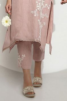 Blush pink anchor thread hand embroidered tunic featuring 3D embossed gold petal floral work. Paired with a pant. - Aza Fashions Hand Embroidered Tunics, Anchor Threads, Pink Thread, Floral Work, Women Kurta, Fly Free, Straight Kurta, Embroidered Tunic, Set Women