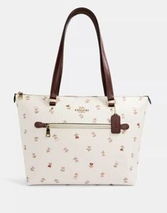 Coach Gallery Tote, Coach Floral, Coach Tote Bags, Leather Tote Purse, Girly Bags, Coach Tote, Coach Outlet, Pretty Bags, Carry All Bag