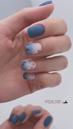 Cute Nail Colors, Nail Design Inspiration, Short Nails Art, Almond Nails Designs, Dots Nails, Nails Desing, Hot Nails, Minimalist Nails, Dream Nails