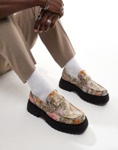 Browse online for the newest ASOS DESIGN chunky loafers in floral jacquard styles. Shop easier with ASOS' multiple payments and return options (Ts&Cs apply). Birthday Fit, Zapatillas New Balance, Chunky Loafers, Trainer Heels, Winter Party Dress, Going Places, Platform Loafers, Wide Jeans, Floral Jacquard