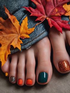 75+ Cute Fall Toe Nail Designs and Ideas | Sarah Scoop