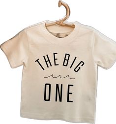 White T-shirt With Letter Print For First Birthday, White Cotton T-shirt For First Birthday, White T-shirt For First Birthday In Summer, Wave First Birthday, Accessories Photoshoot, Outfit Beige, We All Make Mistakes, The Big One, Vinyl Gifts