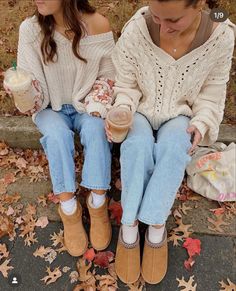 Fall Instagram, Fall Inspo, September 28, Fall Fits, Winter Fits, Pinterest Girls, Fall Street Style, Fall Aesthetic, Girl Falling