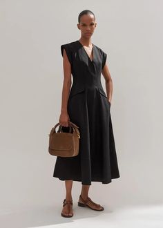 Tailored Flare Midi Dress Black Elegant Workwear Dresses With Pockets, Elegant Work Dresses With Pockets, Elegant Dresses With Pockets For Work, V-neck Midi Dress With Pockets For Work, Elegant Evening Midi Dress With Pockets, Fall Workwear Structured Dress, Chic Workwear Dresses With Pockets, Chic Business Casual Dress With Pockets, Elegant Office Midi Dress With Pockets