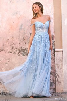 Sherri Hill 54938 Ivory 4 Spring 2022 Light Blue Prom Dress Long, Prom Dresses Long Blue, Sherri Hill Dress, Light Blue Prom Dress, Sherri Hill Prom, Sherri Hill Prom Dresses, Prom Dress Stores, Womens Prom Dresses, Short Gowns