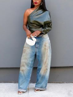 Kahlana Barfield, Retro Revival, Denim Bottoms, Winter Fabric, Looks Black, Black Women Fashion, Fall Fashion Outfits, Denim Outfit, Middle Age