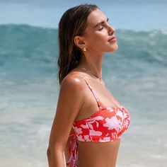 Make a splash with our bright red bandeau bikini top, featuring pink tropical patterns. With removable, adjustable cami straps, it's perfect for sunbathing or added support. Stylish and comfortable, this top is a must-have for your next beach getaway! Product Code: DAA12A4G007KD Tropical Strapless Swimwear, Red Swimwear With Adjustable Straps For Beach Season, Tropical Strapless Swimwear For Swimming, Red Swimwear With Adjustable Straps For Vacation, Adjustable Bandeau Swimwear For Beach Party, Adjustable Bandeau Swimwear For Beach, Adjustable Strapless Swimwear For Poolside, Strapless Swimwear With Tropical Print For Beach Season, Tropical Bandeau Swimwear For Sunbathing