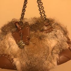 Gianni Bini Faux Fur Brown Elegante And Sexy Purse. Tiny Discoloration On The Side Could Be Repaired With A Leather Conditioner I Guess Studded Purse, Green Purse, Ring Handle, Rose Necklace, Pink Purse, Leather Conditioner, Gianni Bini, Mini Purse, Small Crossbody Bag