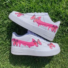 Take flight with the ultimate fashion statement. Our Pink Butterflies Custom Air Force 1 shoes will have you strutting your stuff with style and flair. Make a bold statement and show the world you're not afraid to take risks. Soar above the rest! 🦋 🔥 100% genuine, Brand New.👟 Custom sneakers.★Every pair is hand-made and unique.✨ Best quality waterproof and scratch-proof paints used.✨ 1000+ satisfied customers across various platforms.🎁 Treat the shoes as art as they are delicate and special. Custom Slip-on Sneakers For Streetwear, Custom Sneakers For Spring Streetwear, Air Force 1 Shoes, Painted Sneakers, Shoe Stretcher, Custom Air Force 1, Hand Painted Shoes, Cute Nike Shoes, Leather Paint