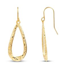 These lovely drop earrings for her make the perfect addition to any outfit. The earrings are crafted in classic 14K yellow gold and feature a textured teardrop silhouette. Gold Wedding Earrings, Gold Earrings Wedding, Teardrop Dangle Earrings, Yellow Gold Earring, Accessories Jewelry Earrings, Dream Jewelry, Rope Chain, Wedding Earrings, Teardrop Earrings