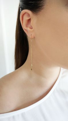 14K 9K Minimalist Long Chain Earrings, Long Chain Dangle Earrings, Dainty solid gold earrings, Simple Lightweight Drop Earrings, Gold Charm Earrings, FREE EXPRESS SHIPPING Dainty, minimalist long chain dangle and drop earrings with small charms made in 14K or 9K solid gold. A lovely, versatile pair of earrings that you will love wearing all day, everyday! Whisper....I Love Minimalism! :) ------------------------------------------------- D E T A I L S 14K Solid Gold or 9K Solid Gold Length: 8.5cm Horse Bracelet, Long Chain Earrings, Gold Designs, Gold Signet Ring, Solid Gold Earrings, Small Charms, Earrings Simple, Circle Studs, Earrings Dainty