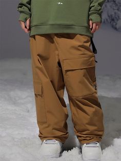 Womens Snow Pants, Snow Adventure, Skating Ice, Baggy Style, Ice Climbing, Snow Sports, Inner Thigh, Snow Pants, Ice Skating