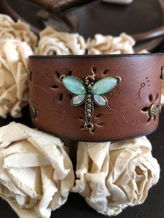 Adjustable Patina Jewelry Gift, Unique Adjustable Jewelry With Patina, Vintage Adjustable Leather Bracelet For Gift, Vintage Adjustable Leather Bracelet As Gift, Vintage Adjustable Leather Bracelet Gift, Brown Patina Jewelry For Gifts, Brown Patina Jewelry Gift, Adjustable Patina Jewelry For Festivals, Nickel-free Adjustable Dragonfly Jewelry