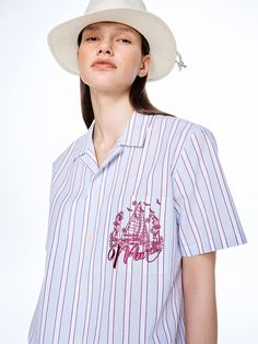 This is a casual and trendy top by MARDI MERCREDI that is made out of high quality and sturdy material. With distinctive mood of the design and comfortable wear, you can style it for your casual summer outfit.- Logo embroidery detail on chest- Patch pocket on left chest- Trendy and unique mood Collared Cotton T-shirt For Beach, Relaxed Fit Collared T-shirt For Beach, Spring Camp Collar T-shirt With Relaxed Fit, Summer Casual Blouse With Graphic Print, Casual Summer Blouse With Graphic Print, Summer Beach Top With Relaxed Collar, Summer Vacation Tops With Casual Collar, Casual Collar Short Sleeve Shirt For Beach Spring, Striped Summer Tops With Casual Style