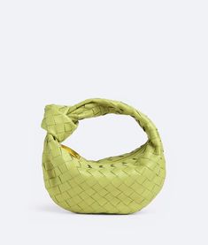 Channel chic vibes with this Bottega Mini BV Jodie-inspired woven handbag. Available in multiple colors, it’s the ultimate blend of luxury and sass, perfect for elevating any outfit with effortless flair. Bv Jodie, Valentina Rose, Rose Handbag, Rose Online, Bucket Tote, Chic Vibes, Mini Pouches, Baguette Bag, Bead Charm Bracelet