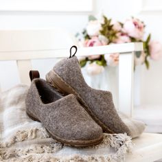 These cappuccino minimalist shoes are made from 100% natural wool. Boiled wool clogs are felted using only water and natural olive oil soap. Rubber soles are are stitched and glued to the clogs by professional shoemaker. Felted wool shoes are very warm, soles makes them suitable for outside wearing. 100% wool felt is breathable, provides natural insulation, keeps your feet warm and cozy. Choose you size according to our sizing chart in picture 5. Subscribe to our Woolenclogs mailing list for a d Comfortable Wool Closed Toe Clogs, Wool Clogs With Rubber Sole And Round Toe, Felt Clogs With Rubber Sole And Round Toe, Winter Wool Clogs With Round Toe, Wool Clogs With Round Toe For Winter, Brown Wool Slippers With Round Toe, Comfortable Brown Wool Slippers, Brown Felt Slippers With Round Toe, Comfortable Felt Clogs With Round Toe