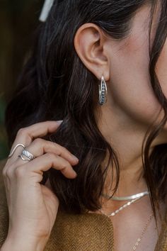 Meet the Shea hammered cuff ring! This ring is so cute and looks great on it’s own or added to any stack! Hypoallergenic and size inclusive. Available in Sterling or Goldfill. 14k goldfill is waterproof and 100x more coated with solid gold then plated metals. It has a thick layer of 14k so It won’t tarnish or turn and lasts for years. Gold Cuff Ring, V Ring, Cuff Ring, Cuff Rings, Gold Cuffs, Fall Shopping, Sterling Ring, Bracelet Gift, Ring Bracelet