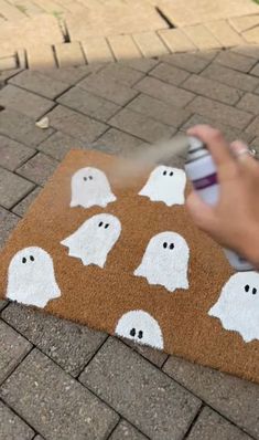 #HalloweenNails #SpookyNails #NailArt #HalloweenEvent #NailDesigns Porch Halloween Decorations Diy, Diy Ghost Doormat, Painting Door Mats Diy Halloween, Halloween Door Mat Party, Halloween Craft Night Ideas, Make Your Own Door Mat, Halloween Door Mat Diy Easy, Fall Mats Diy, Diy Fall Mat