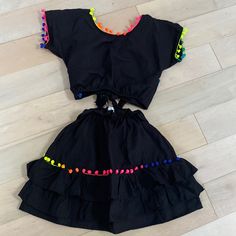 Gorgeous Set Girls Size Small, Best Fits 78 New Without Tags - No Flaws 030124 Cute Black Party Skirt, Cute Black Skirt With Ruffles, Cute Black Summer Skirt, Playful Black Sets For Spring, Playful Black Spring Sets, Top Skirt Set, Matching Sets, Black Cotton, Skirt Set