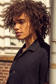 Dylan Hasselbaink, Brown Hair Male, Afro Hairstyles Men, Brown Hair Boy, Afro Men, Light Skin Men, Cool Pics, Drawing People Faces, Character Inspiration Male