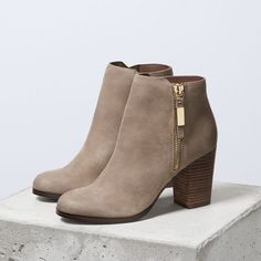 Taupe Vintage Boots Round Toe Chunky Heel Ankle Boots for Work, School | FSJ Kasut Wanita, Chunky Heel Ankle Boots, Boating Outfit, Vintage Boots, Winter Shoes, Fesyen Wanita, Heeled Ankle Boots, Converse Shoes