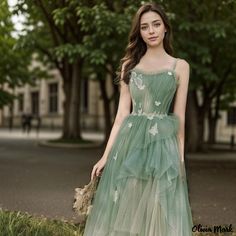 Olivia Mark - Professional bridesmaid and wedding attire for performance arts, travel photography, and intimate weddings Green Tulle Dress, Tulle Prom Dress Long, Prom Dress Green, Lace Long Prom Dress, Green Evening Dress, Prom Dresses Long Lace, Green Tulle, 2024 Prom, Lace Evening Gowns