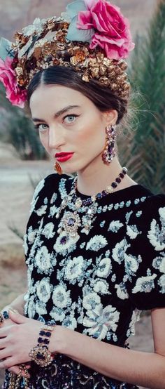 Dolce Gabbana 2022, Dolce And Gabbana, Crown Jewelry, Crown