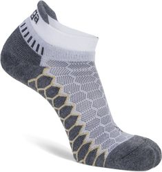 Experience the encapsulated fit of the Balega Silver No-Show socks while enjoying superior performance and optimum energy flow and blood circulation. Sporty Gray Socks With Arch Support, Gray Sporty Socks With Arch Support, Functional Breathable Gray Socks, Functional Gray Breathable Socks, Running Socks Balega, Stretch Anti-odor Gray Socks, Gray Breathable Functional Socks, Gray Stretch Anti-odor Socks, Gray Anti-odor Running Socks