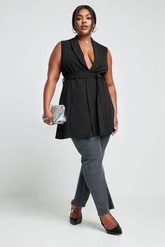 Shop LIMITED COLLECTION Curve Black Sleeveless Blazer at Yours Clothing. Discover women’s plus size clothing in sizes 10-36 with fast delivery. Black Sleeveless Blazer, Blazer Plus Size, Fashion Notes, Sleeveless Blazer, Plus Size Blazer, Plus Size Coats, Fit Fashion, Plus Size Kleidung, Leather Trousers