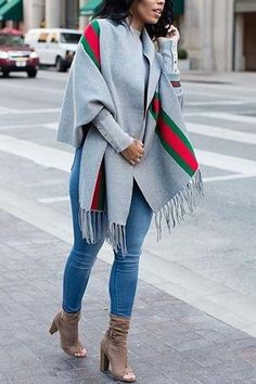 Winter Mode Outfits, Fall Fashion Coats, Stylish Fall Outfits, Bat Sleeve, Wide Stripes, Fashion Lady, Fall Coat, Fashion Weeks, Fall Fashion Outfits