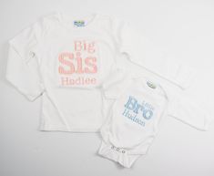 "Is someone getting a brand new sibling soon? These shirts make a fun birth announcement photo, and help big bro or big sis get excited and proud of their new responsibilities. You can customize your shirts with names, or leave unpersonalized. You can also choose between long or short sleeves, for whatever time of year the new baby is due to arrive. The tees (18M and up) and bodysuits (3M- 12M) are 100% interlock cotton and super soft to wear. Our outfits are completely machine washable and drye Family Matching Long Sleeve Tops For Gender Reveal, Pink Long Sleeve Top For Gender Reveal, White Long Sleeve Tops For Gender Reveal, Birth Announcement Photos, Pregnancy Reveal Shirt, Lil Bro, Big Brother Shirt, New Sibling, Brother Shirts