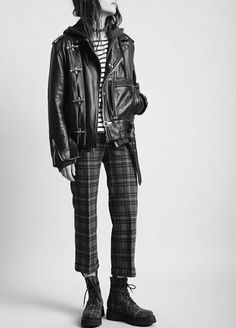 Tartan Pants Outfit, Outfit Punk, Modern Grunge, Tartan Pants, Goth Outfit, Punk Outfits, Red Tartan, Plaid Pants