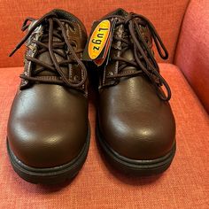 Lugz Leather Boots Dark Brown Slip Resistant, Laces And 1 Inch Heel. Mens Size 6.5 Or Womens Size 8.5 New With Tags Lugz Boots, High Cut Sneakers, Mens Slip On Sneakers, Combat Boots Style, Fleece Boots, Black Slip On Sneakers, Moc Toe Boots, Oxford Sneakers, Black Slip On Shoes