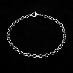 A Classic minimalist stainless steel Cable Chain Bracelet 4mm Width 316 Stainless Steel Tarnish Free & Water Resistant Hypoallergenic, no Irritation or Green Skin Non Tarnish Optional Adjustable Extender Chain Hand Made in the UK Layering Earrings, O Ring Choker, Gothic Bracelet, Word Necklace, Gothic Pendant, Green Skin, Bracelet Box, Gothic Earrings, Choker Pendant