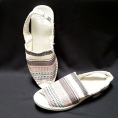 Open Toe And Cushion Back, Super Comfy! Beautiful Woven Cotton Top. Rubber Sole. New Without Tags. Reef Shoes, Slingback Sandal, Woven Cotton, Cotton Top, Cotton Tops, Cotton Weaving, Women's Shoes Sandals, Blue Brown, Open Toe