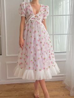 Strawberry Midi Dress White Fancy Birthday Outfits, Strawberry Dress Aesthetic, Puffy Birthday Dress, Lirika Matoshi Dress, Lirika Matoshi Strawberry Dress, Matoshi Dress, Babyshower Dress, Strawberry Clothes, Turner Dress