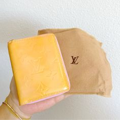 Louis Vuitton Orange Vernis Zippy Compact Wallet 100% Authentic Excellent Used Condition - See Photos Dust Bag Included!! Cash Pocket Is Dry Date Code: Mi0939 Louis Vuitton Orange, Bags Louis Vuitton, Compact Wallet, Louis Vuitton Bags, Orange Pink, Color Orange, Pink And Orange, Dust Bag, Bag Lady