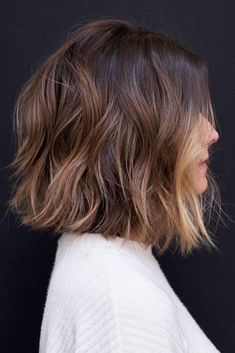 Medium Bob Haircut, Balayage Bob, Choppy Bob Haircuts, Kadeřnické Trendy, Medium Bob, Fesyen Rambut, Wavy Bob Hairstyles, Medium Bob Hairstyles, Choppy Bob Hairstyles