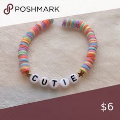 CUTIE PREPPY BRACELET!!! Handmade Jewelry Tutorials, Bracelet Ideas, Jewelry Tutorials, Handmade Bracelets, Jewelry Ideas, Mens Bracelet, Beaded Jewelry, Handmade Jewelry