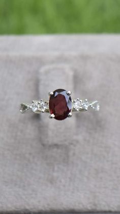 Garnet Engagement Ring, Gifts For Sister, Garnet Rings, Red Garnet, Natural Red, Ring For Women, Gifts For Wife, Garnet, Gifts For Friends