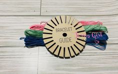 a spool of thread with the words bracelet guide on it