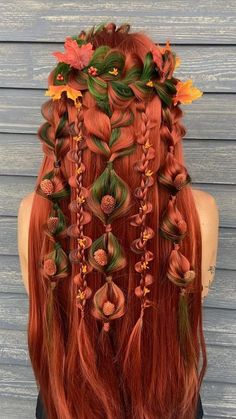 Autumn shades captured in a hair style Fesyen Rambut, Fantasy Hair, Christmas Hair, Hair Reference, Hair Art, Hair Dos, Gorgeous Hair, Hair Designs, Pretty Hairstyles