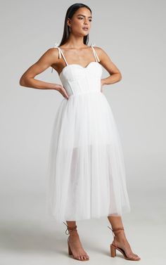 Aisha Bustier Bodice Tulle Midi Dress in White | Showpo USA White Tulle Midi Dress, Gaun Tulle, Midi Dress Pattern, Bustier Midi Dress, White Bustier, Tulle Midi Dress, Midi Dress White, Midi Dress Formal, Photoshoot Dress