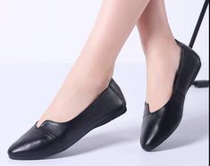 Black Office Slip-ons For Spring, Pointed Toe Business Slip-ons For Spring, Sleek Pointed Toe Slip-on Flats For Work, Slip-on Pointed Toe Flats For Business, Black Pointed Toe Slip-ons For Work, Fall Office Slip-on Flats, Medium Width Pointed Toe Flats For Office, Office Flats For Fall With Flat Heel, Spring Business Pointed Toe Flats