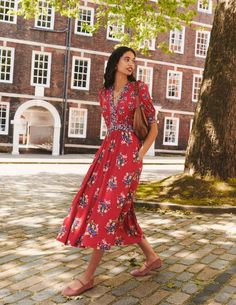 Lily Jersey Midi Tea Dress - Bright Ruby, Poppy Bouquet | Boden US Poppy Bouquet, Lily Dress, Boden Uk, Blazer Jeans, A Line Dresses, Midi Shirt Dress, Cardigan Top, Girl Sweatshirts, Puffed Sleeves