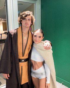 Anakin Skywalker and Padme Amidala Star Wars Halloween costume Funny Guys Costumes, Anakin And Padme Couple Costume, Couples Starwars Costume, Pad Me And Anakin Costume, Starwars Halloween Costumes Couples, Couples Costumes Star Wars, Star Wars Group Costumes, Couple Costume Aesthetic