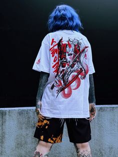 Wear your defeated enemies as accessories, they‘re just there to make you look cooler. That‘s what Fashion Kill means! Edgy Anime Print T-shirt For Streetwear, Punk Anime Print T-shirt For Streetwear, Punk Graphic Print T-shirt For Cosplay, Punk Anime Print T-shirt For Cosplay, White Punk T-shirt With Anime Print, Edgy Short-sleeve T-shirt With Anime Print, White Alternative Style T-shirt With Graphic Print, White Alternative Style Graphic T-shirt, Edgy Anime Print T-shirt For Halloween