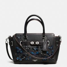 COACH BLAKE CARRYALL 25 IN PEBBLE LEATHER WITH ALL OVER BUTTERFLY APPLIQUE Foldover Crossbody Bag, Leather Butterfly, Butterfly Applique, Butterfly Bags, Coach Crossbody Purse, Vintage Coach Bags, Black Leather Crossbody Bag, Crossbody Clutch, Coach Bag